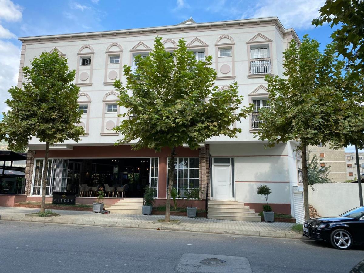 Golden Hotel 3*